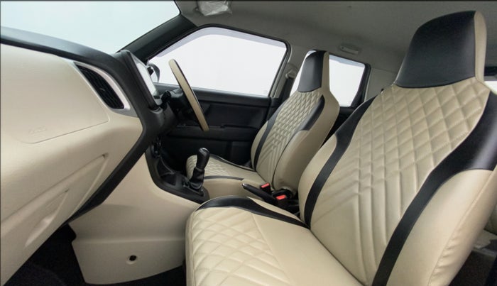 2020 Maruti New Wagon-R ZXI 1.2, Petrol, Manual, 40,345 km, Right Side Front Door Cabin