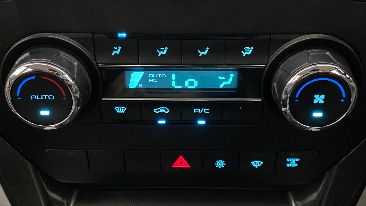 2014 Mahindra Scorpio S10, Diesel, Manual, 42,284 km, Automatic Climate Control