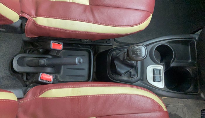 2018 Datsun Redi Go T(O) 1.0, Petrol, Manual, 69,854 km, Gear Lever