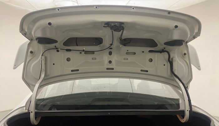 2015 Maruti Ciaz ZDI+ SHVS, Diesel, Manual, 46,320 km, Boot Door Open