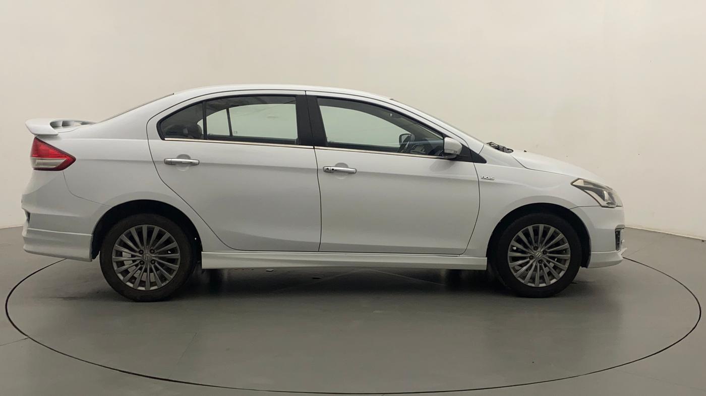 2015 Maruti Ciaz ZDI+ SHVS, Diesel, Manual, 46,320 km, Right Side