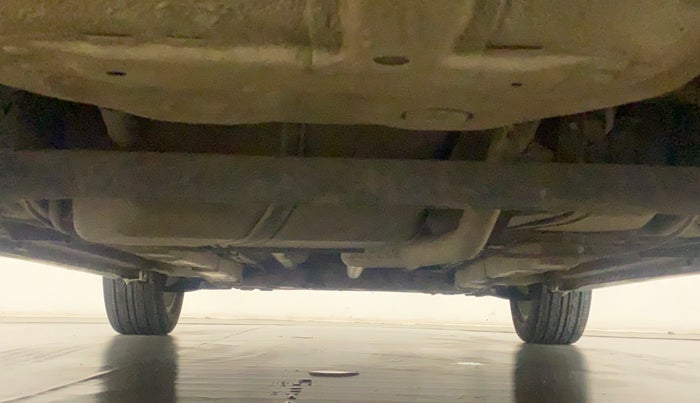 2015 Maruti Ciaz ZDI+ SHVS, Diesel, Manual, 46,320 km, Rear Underbody