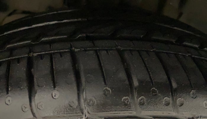 2021 Tata TIAGO NRG XZ AMT, Petrol, Automatic, 34,041 km, Left Front Tyre Tread