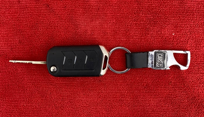 2019 Mahindra Scorpio S11, Diesel, Manual, 86,765 km, Key Close Up