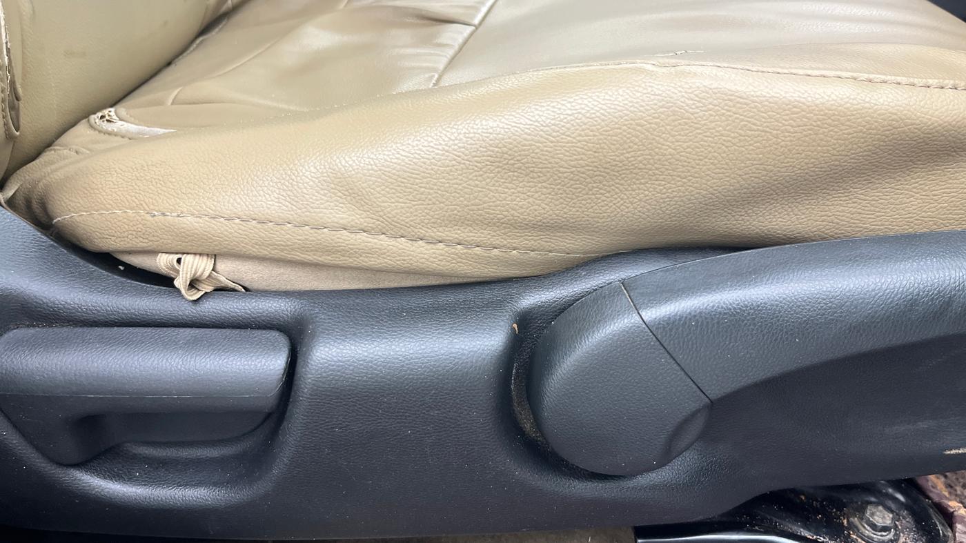 2014 Honda City 1.5L I-VTEC SV, Petrol, Manual, 90,208 km, Driver Side Adjustment Panel