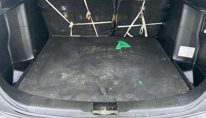2018 Maruti S Cross ZETA 1.3, Diesel, Manual, 73,478 km, Boot Inside