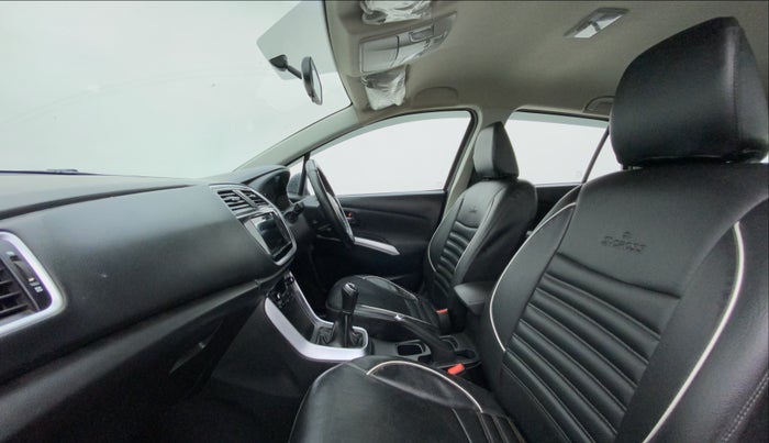 2018 Maruti S Cross ZETA 1.3, Diesel, Manual, 73,478 km, Right Side Front Door Cabin