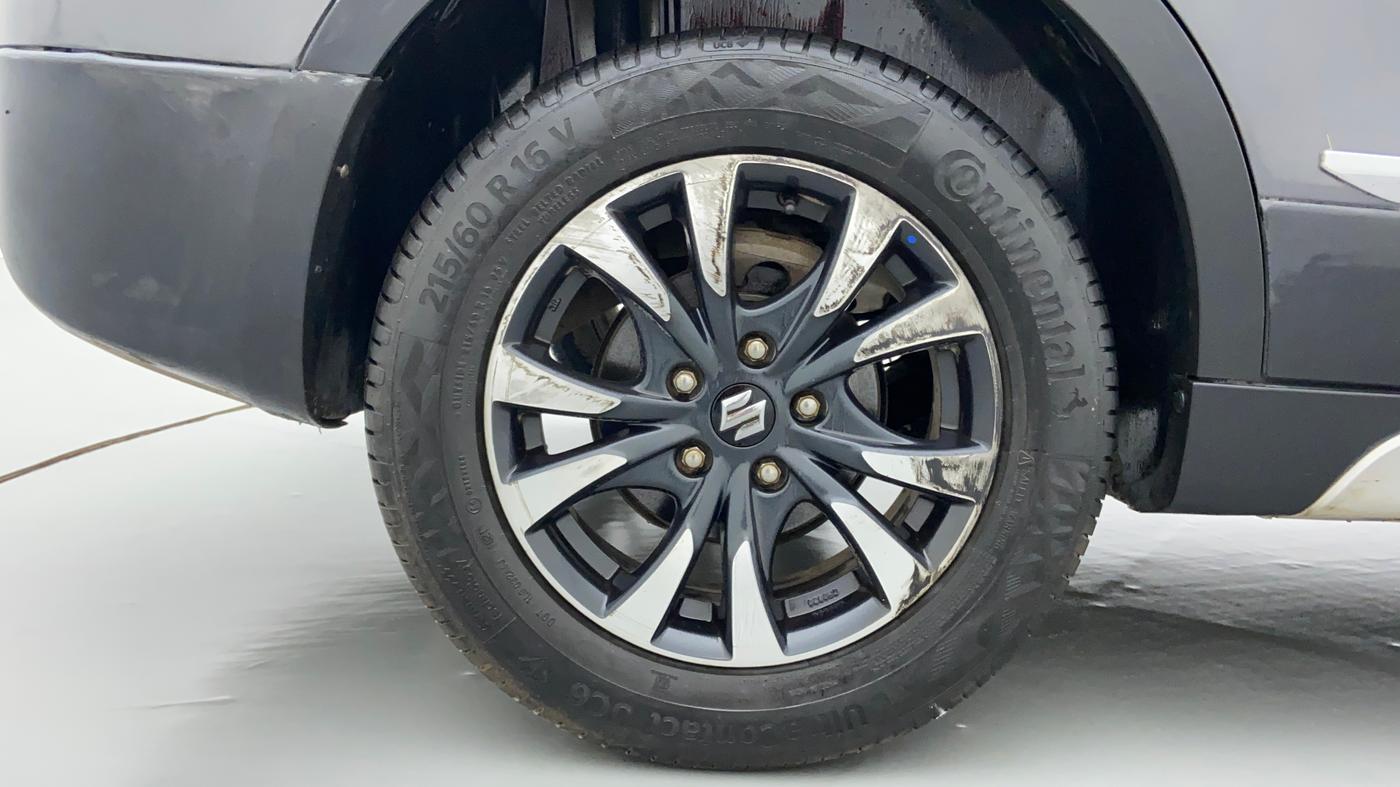2018 Maruti S Cross ZETA 1.3, Diesel, Manual, 73,478 km, Right Rear Wheel