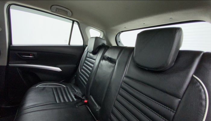 2018 Maruti S Cross ZETA 1.3, Diesel, Manual, 73,478 km, Right Side Rear Door Cabin