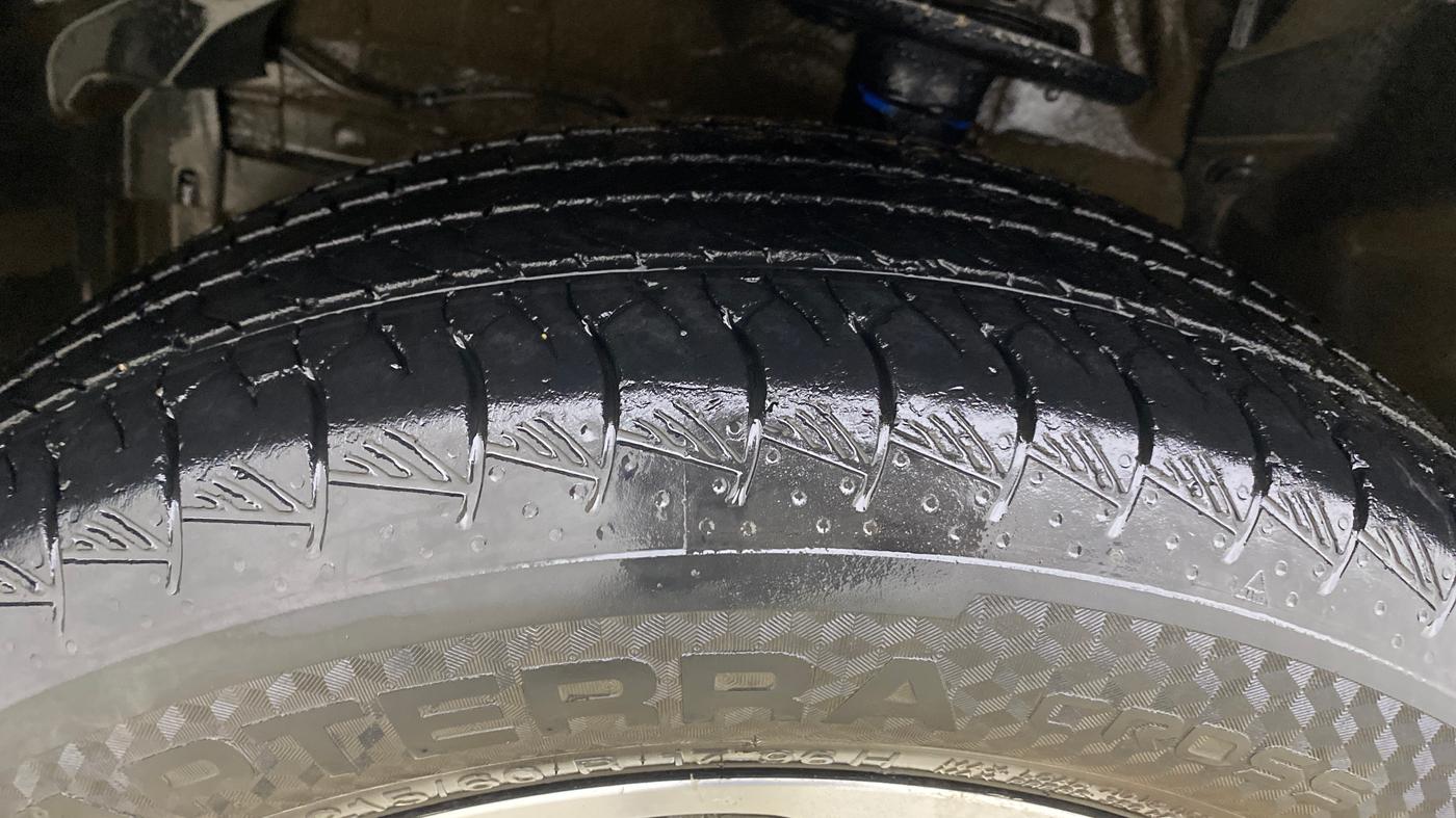 2022 Maruti Grand Vitara ALPHA SMART HYBRID, Petrol, Manual, 66,751 km, Left Front Tyre Tread
