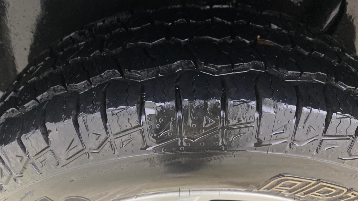2019 Tata Harrier XZ PLUS 2.0L, Diesel, Manual, 75,989 km, Right Rear Tyre Tread