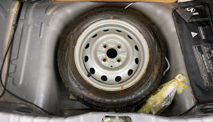 2018 Hyundai Eon ERA +, Petrol, Manual, 56,449 km, Spare Tyre