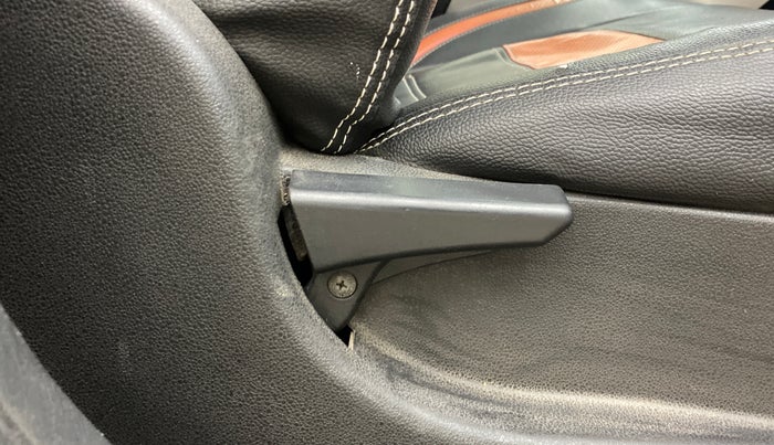 2017 Tata NEXON XM PETROL, Petrol, Manual, 1,18,875 km, Driver Side Adjustment Panel