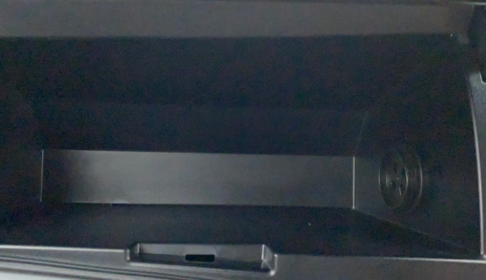 2021 Toyota URBAN CRUISER PREMIUM GRADE AT, Petrol, Automatic, 10,637 km, Cooled Glove Box