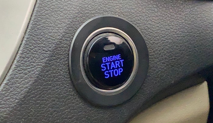 2019 Hyundai Verna 1.6 VTVT SX, Petrol, Manual, 82,873 km, Keyless Start/ Stop Button