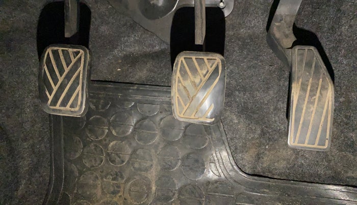 2015 Maruti Celerio VXI, Petrol, Manual, 34,911 km, Pedals