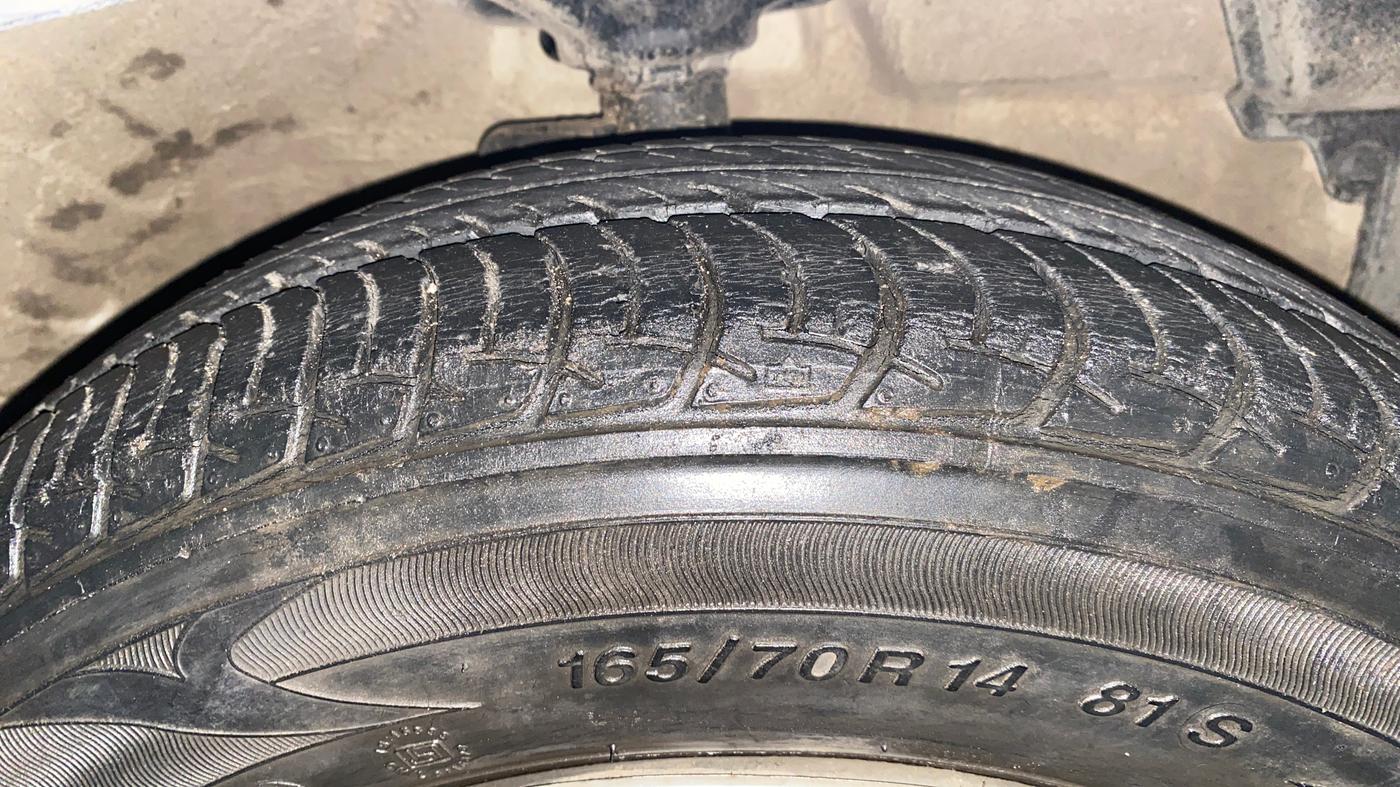 2015 Maruti Celerio VXI, Petrol, Manual, 34,911 km, Right Front Tyre Tread