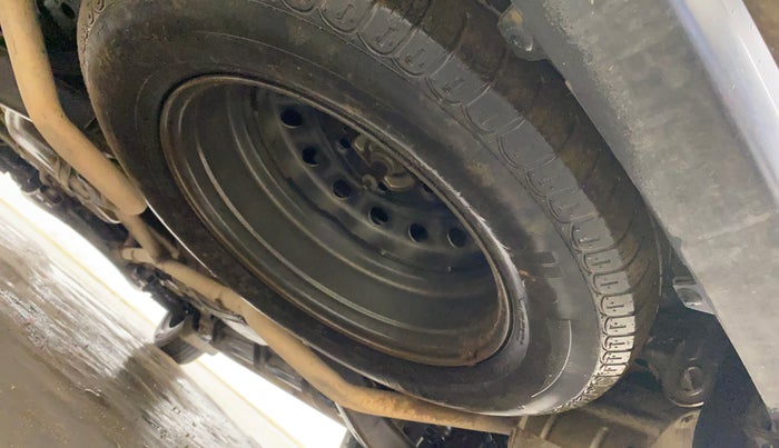 2015 Mahindra XUV500 W8, Diesel, Manual, 1,05,261 km, Spare Tyre