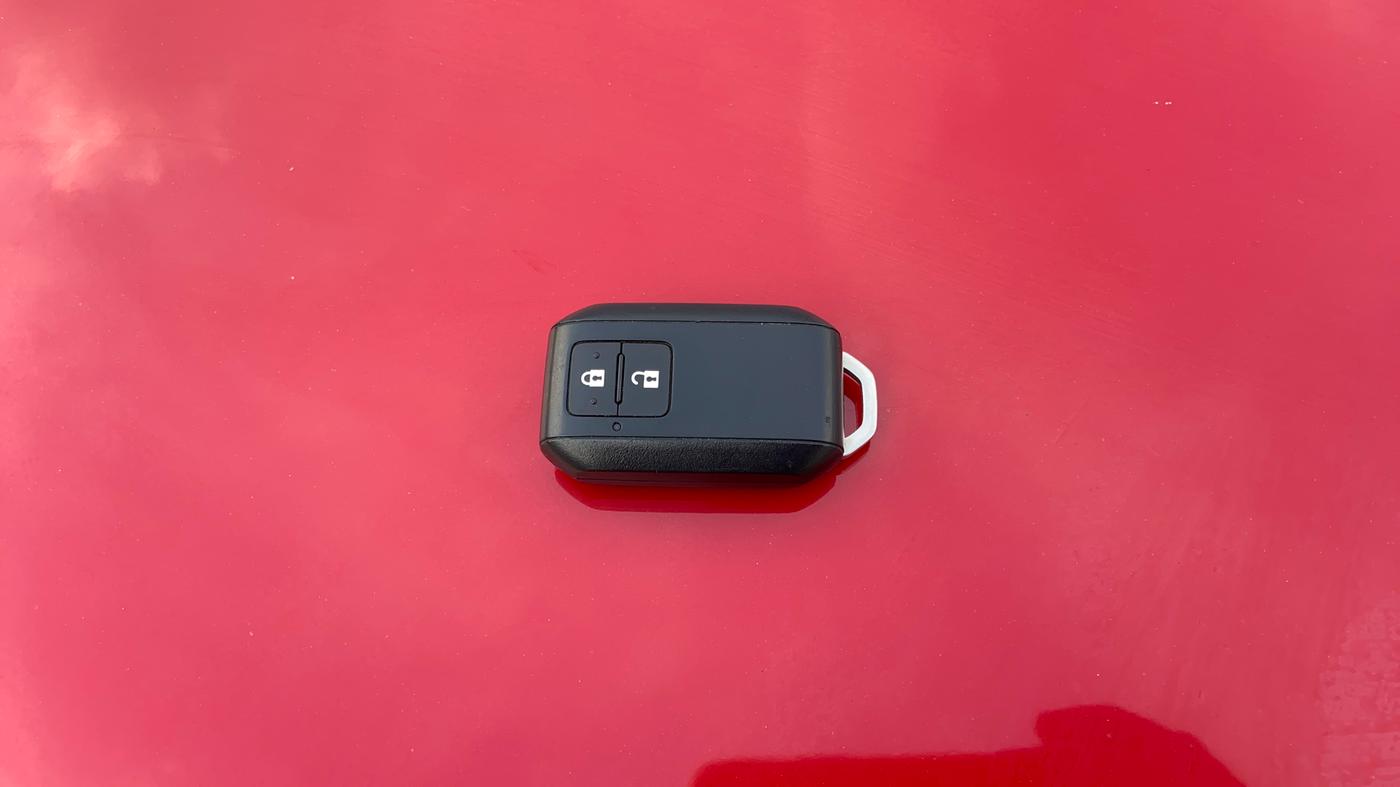 2024 Maruti Swift VXi (O) AMT, Petrol, Automatic, 12,128 km, Key Close Up