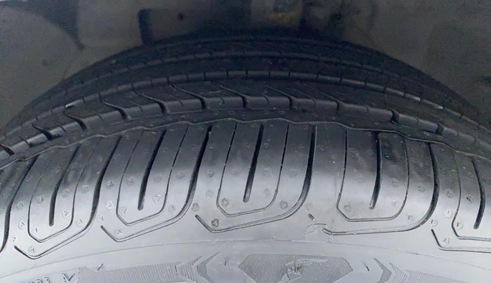 2018 Ford Ecosport TITANIUM + 1.5L PETROL AT, Petrol, Automatic, 77,380 km, Left Front Tyre Tread