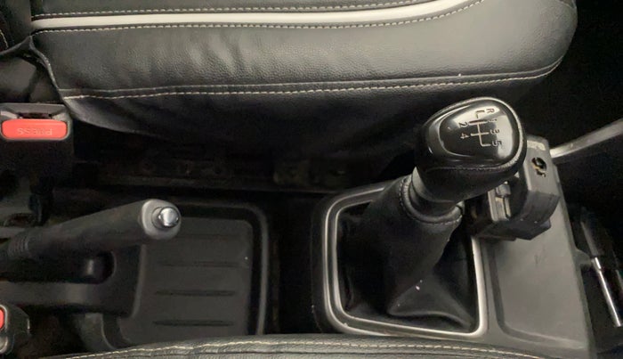 2020 Datsun Redi Go T, Petrol, Manual, 25,838 km, Gear Lever