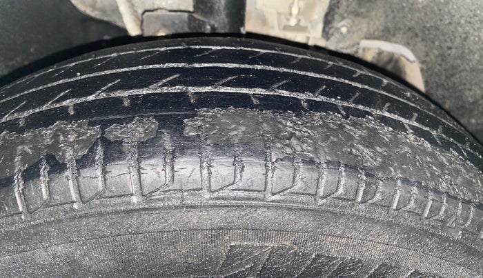 2017 Tata Tiago XM PETROL, Petrol, Manual, 55,754 km, Right Front Tyre Tread
