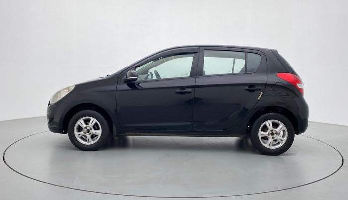 2011 Hyundai i20 SPORTZ 1.2 O, Petrol, Manual, 99,796 km, Left Side
