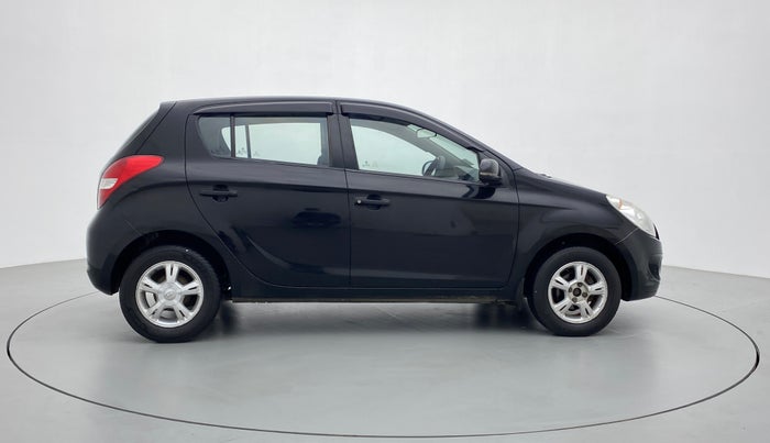 2011 Hyundai i20 SPORTZ 1.2 O, Petrol, Manual, 99,796 km, Right Side View