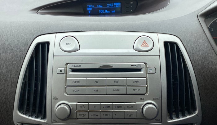 2011 Hyundai i20 SPORTZ 1.2 O, Petrol, Manual, 99,796 km, Infotainment System