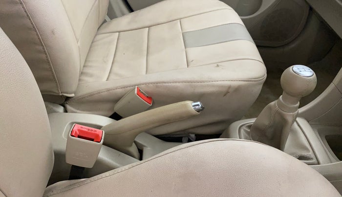 2013 Maruti Swift Dzire VXI, Petrol, Manual, 40,877 km, Gear Lever