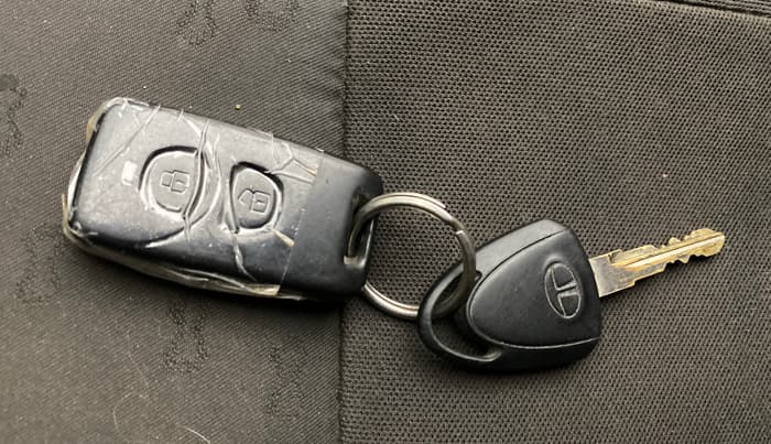 2015 Tata Nano TWIST XTA, Petrol, Automatic, 37,604 km, Key Close Up