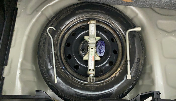 2019 Maruti Swift LXI, Petrol, Manual, 13,121 km, Spare Tyre