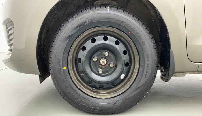2019 Maruti Swift LXI, Petrol, Manual, 13,121 km, Left Front Wheel