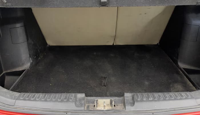 2019 Maruti Vitara Brezza ZDI PLUS DUAL TONE, Diesel, Manual, 53,330 km, Boot Inside