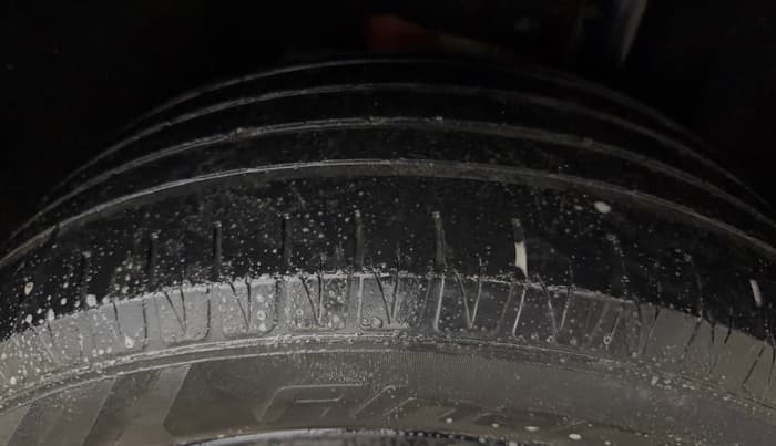 2019 Maruti Vitara Brezza ZDI PLUS DUAL TONE, Diesel, Manual, 53,330 km, Left Rear Tyre Tread