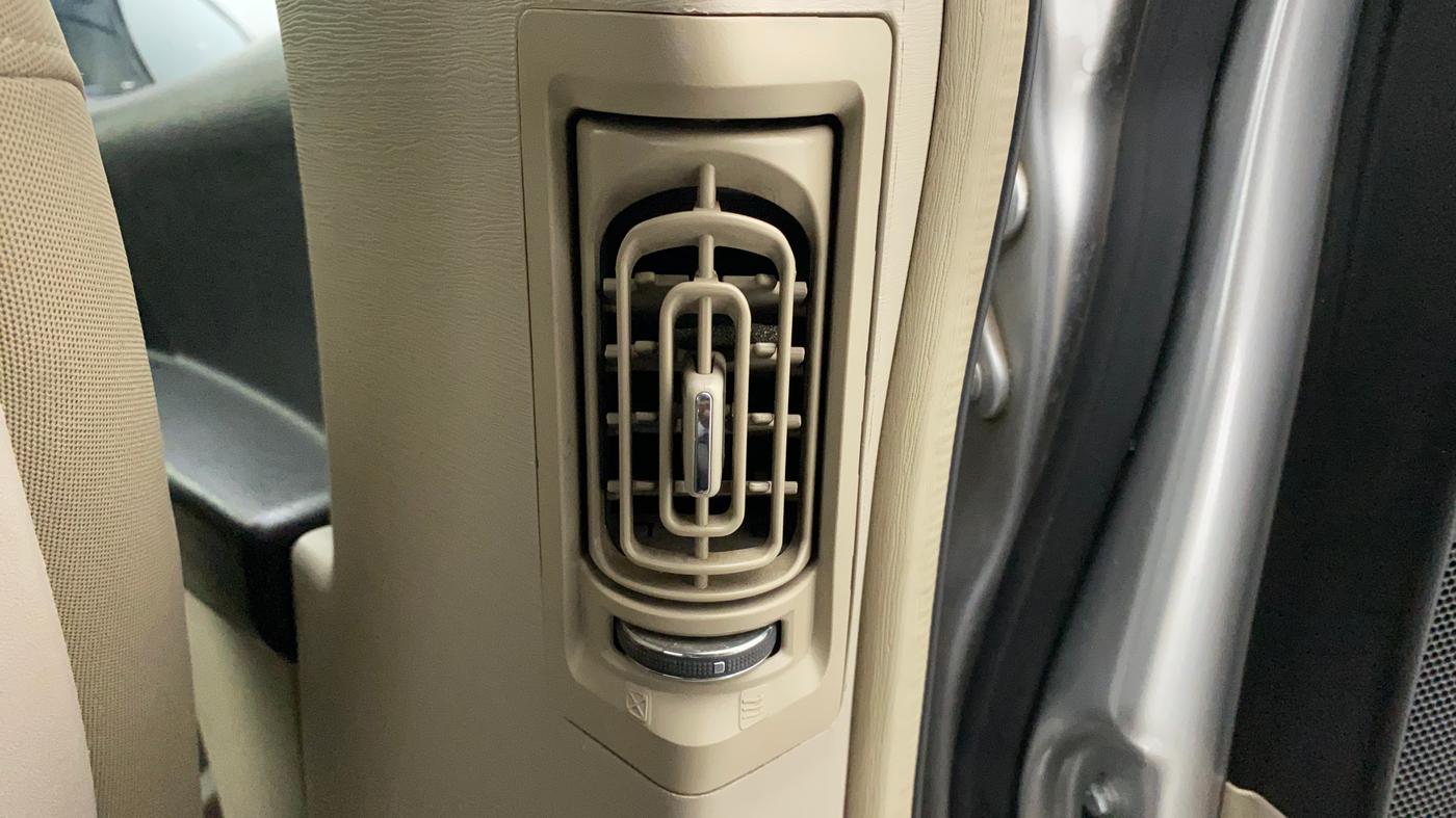2016 Mahindra XUV500 W6, Diesel, Manual, 36,700 km, Rear AC Vents