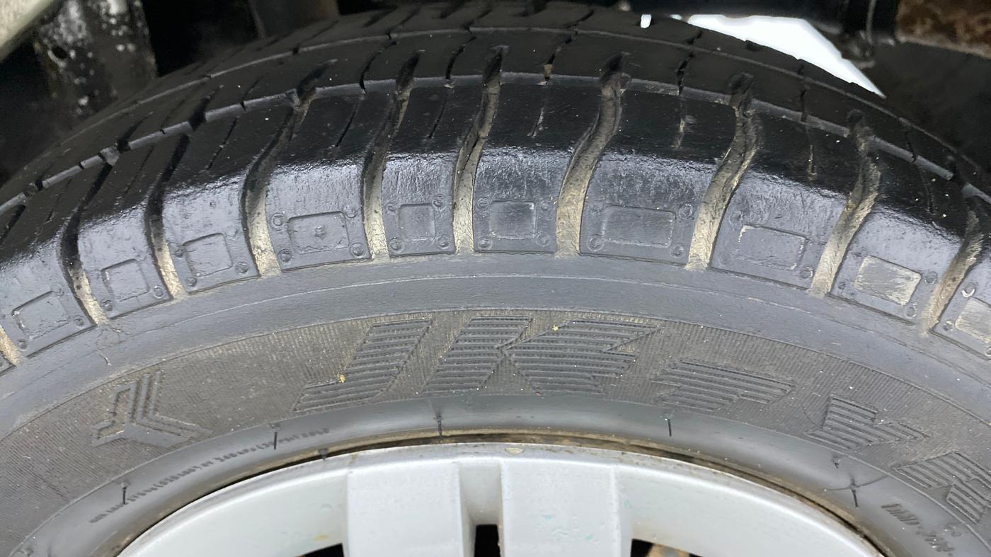 2014 Maruti Alto 800 LXI, Petrol, Manual, 24,316 km, Left Rear Tyre Tread