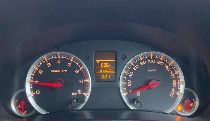 2017 Maruti Swift VXI OPT, Petrol, Manual, 31,345 km, Odometer View