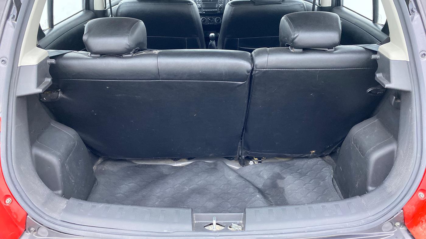2017 Maruti Swift VXI OPT, Petrol, Manual, 31,345 km, Boot Inside View