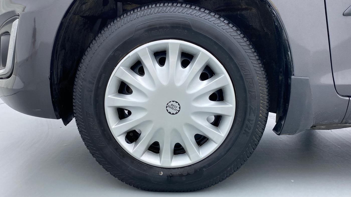 2017 Maruti Swift VXI OPT, Petrol, Manual, 31,345 km, Left Front Wheel