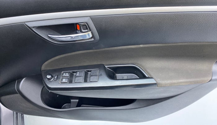 2017 Maruti Swift VXI OPT, Petrol, Manual, 31,345 km, Driver Side Door Panels Control