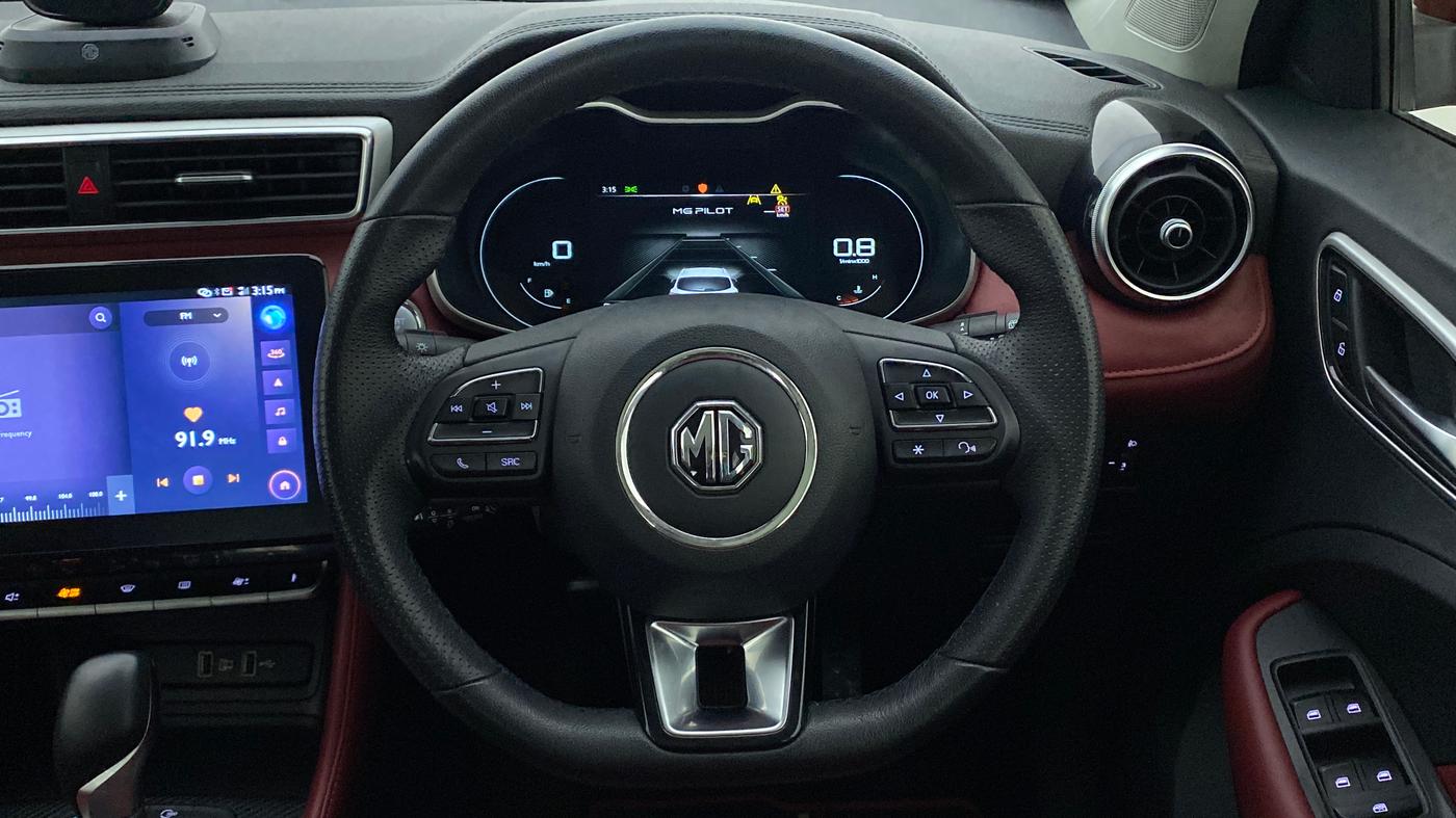 2021 MG ASTOR SAVVY 1.5 CVT S RED, Petrol, Automatic, 17,228 km, Steering Wheel Close Up