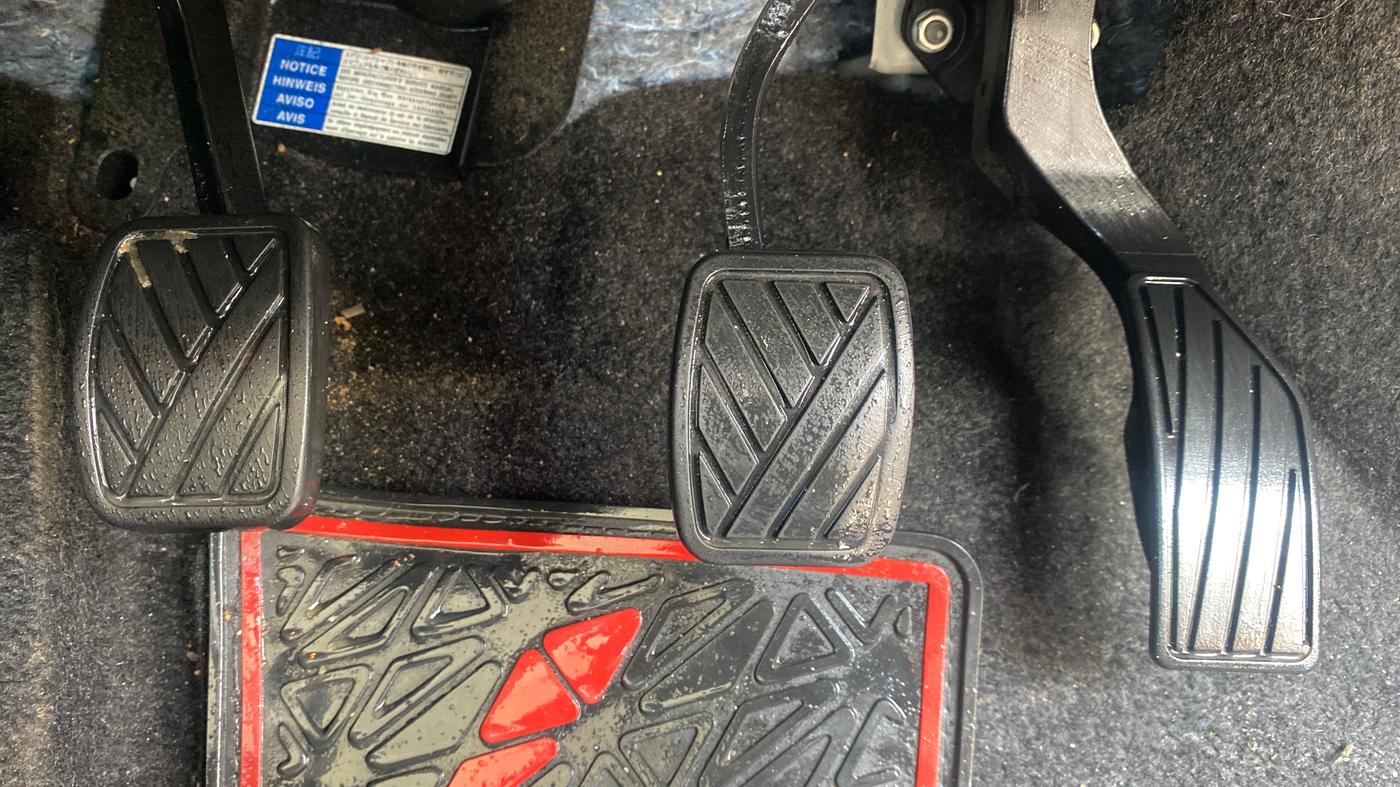 2022 Maruti Vitara Brezza ZXI, Petrol, Manual, 78,193 km, Pedals
