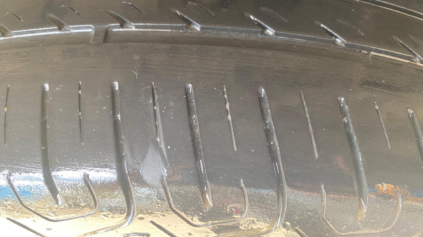 2022 Maruti Vitara Brezza ZXI, Petrol, Manual, 78,193 km, Left Rear Tyre Tread