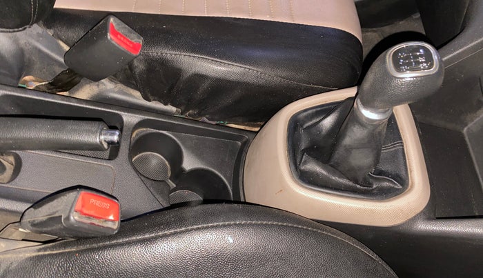 2016 Hyundai Grand i10 SPORTZ 1.2 KAPPA VTVT, Petrol, Manual, 24,298 km, Gear Lever