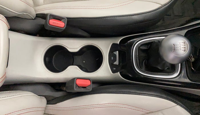 2017 Jeep Compass LIMITED 2.0 DIESEL, Diesel, Manual, 1,11,234 km, Gear Lever