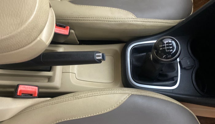 2020 Volkswagen Ameo HIGHLINE PLUS 1.5L 16 ALLOY, Diesel, Manual, 64,879 km, Gear Lever