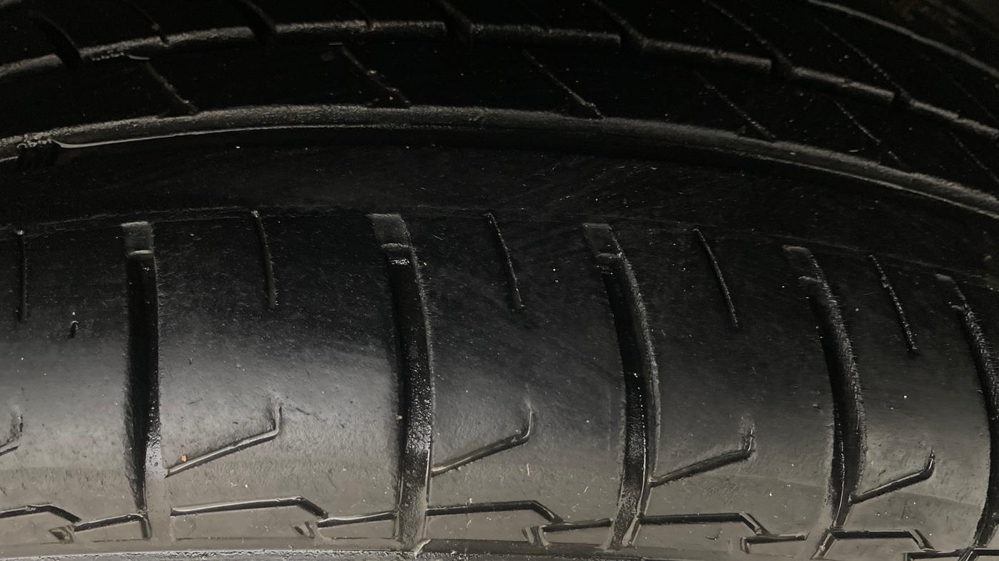 2020 Volkswagen Ameo HIGHLINE PLUS 1.5L 16 ALLOY, Diesel, Manual, 64,879 km, Left Rear Tyre Tread