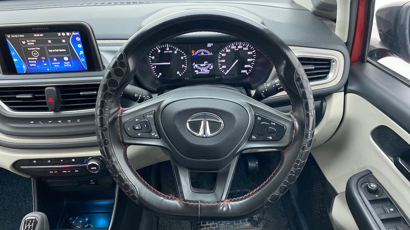2021 Tata ALTROZ XT I-TURBO PETROL, Petrol, Manual, 31,750 km, Steering Wheel Close Up