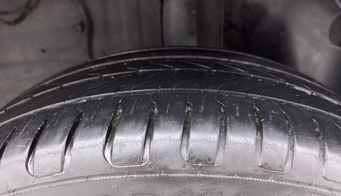 2021 Tata ALTROZ XT I-TURBO PETROL, Petrol, Manual, 31,750 km, Left Rear Tyre Tread